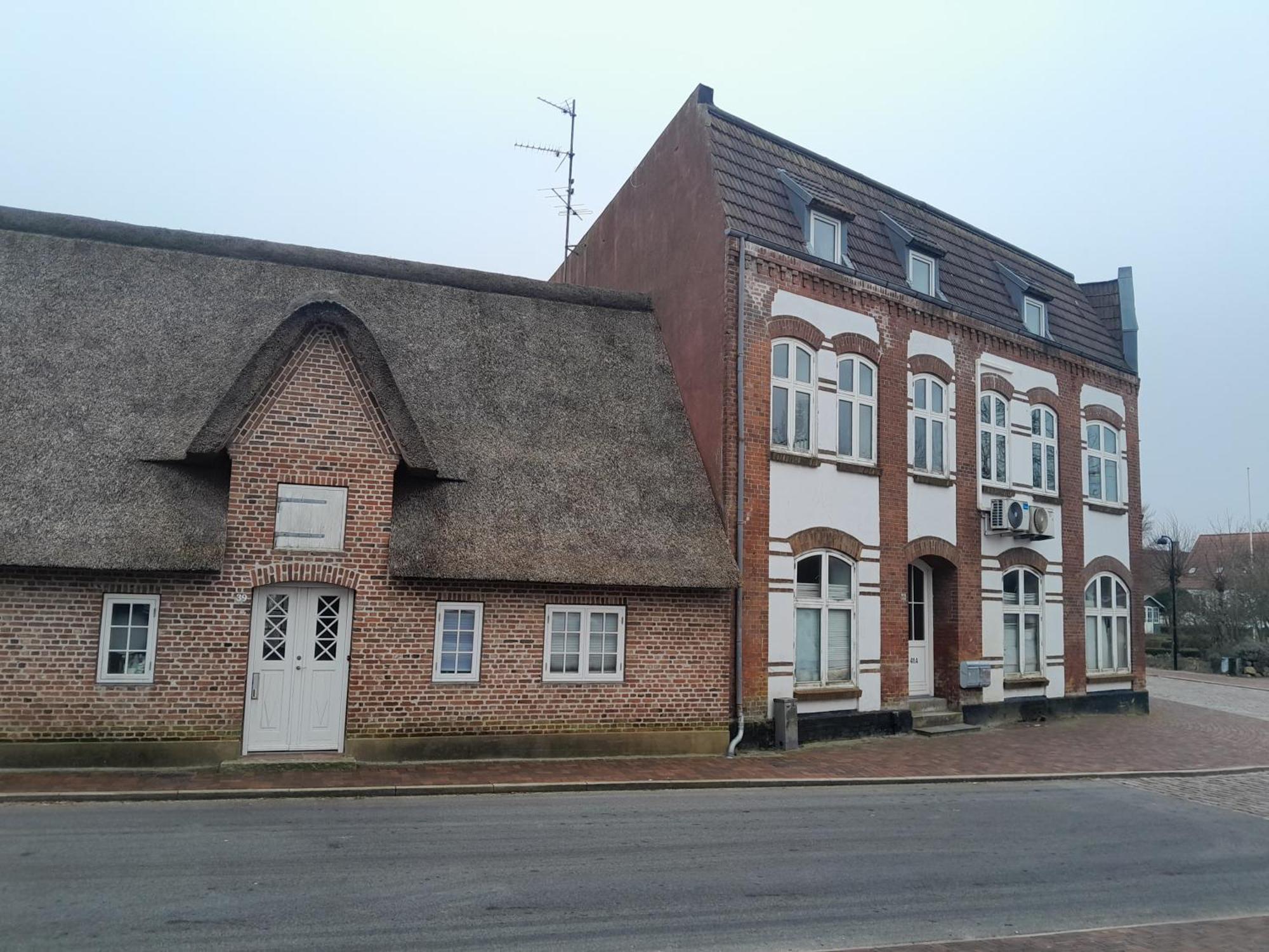 Apartment Mit 2 Zimmern Und Balkon Im Herzen Von Hoyer Højer 외부 사진